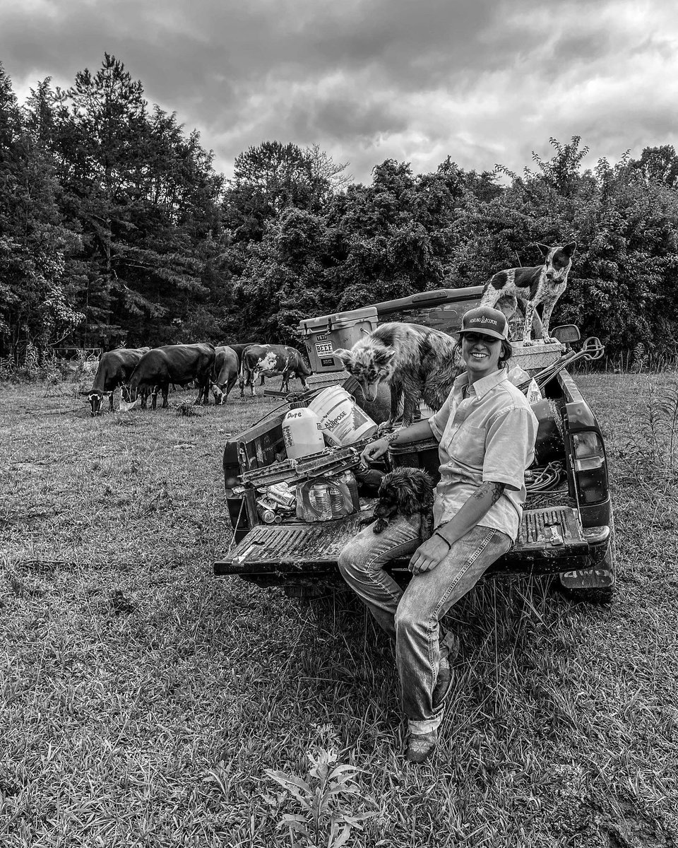 howling_coyotee's tweet image. The best crew 💪🏻

Shop thehowlingcoyotee.com “coyote wear”