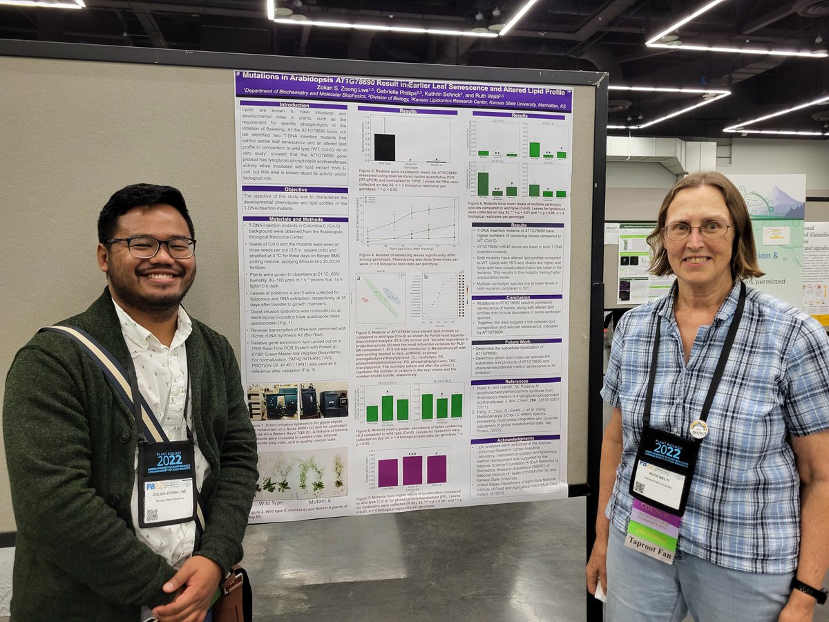 RuthWelti's tweet photo. Last day to visit Zolian Zoong Lwe at his poster #PlantBio2022 https://t.co/SAyfOiyzkq