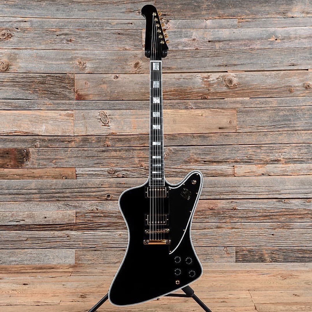 RichliteFretbrd's tweet photo. 2017 .@gibsoncustom Firebird in black. This one has a mahogany neck with a bound Richlite Fretboard and block inlays!
#makeitwithpaper
#richlitefretboard
#gibsoncustom
#reverb
#luthier
#whatsonyourbench
#gibsonguitar
#music
#sustainable https://t.co/0gZ7TWk8Io