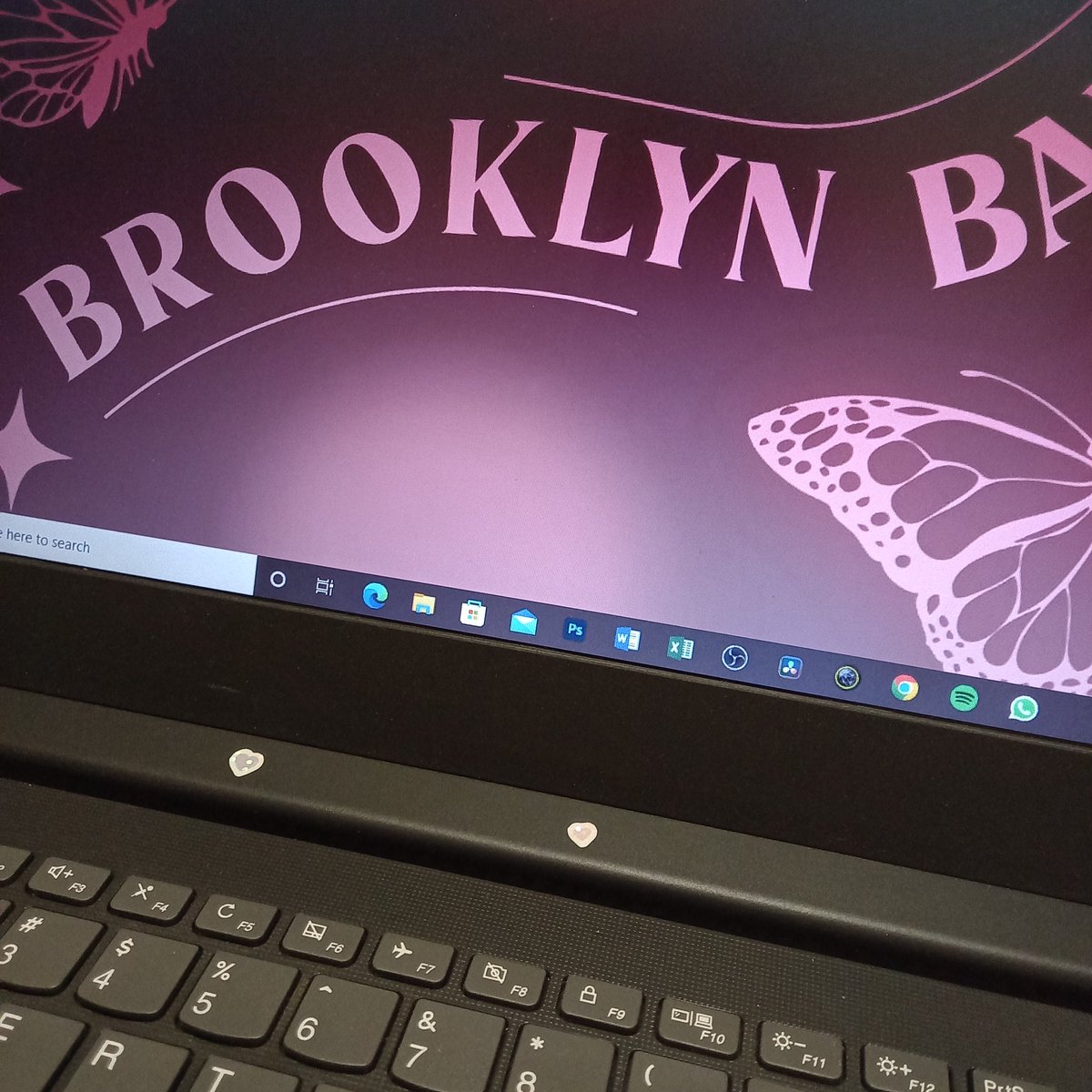 melodtdy's tweet photo. #ccmiestryprogress [220712]
—
aku nyatet biologi lg setelah seminggu mogok nyatet. hari ini semua paketku datengg jd kayanya lebih semangat AHAHAH terus aku ngedeco laptop, sm set up wallpaper laptopku soalny kemarin abis service jd default semua 😞 itu aja hari ini, nitenitee <3 https://t.co/6Jo0wRsOT2
