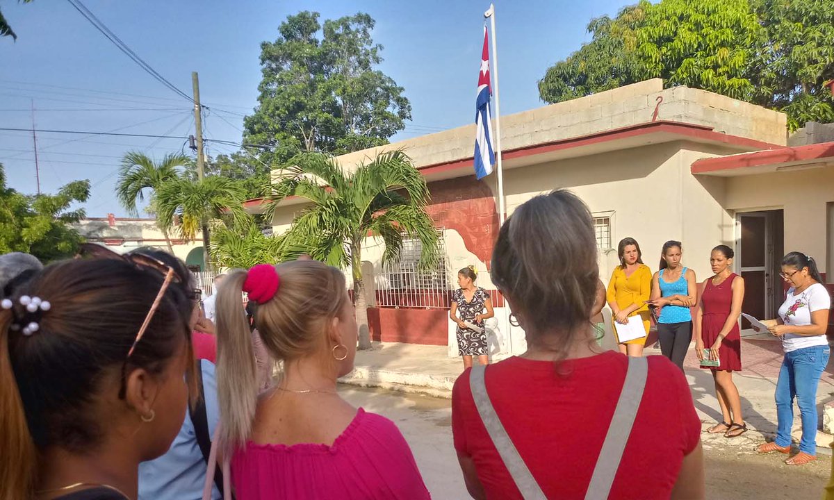 AmppUNoris's tweet photo. Se desarrolló Matutino Especial en la sede del Gobierno Municipal de Urbano Noris, acto de reafirmación revolucionaria. 
#CubaPorLaPaz #VamosConTodo #Holguín #Cuba https://t.co/d6ARSMobYI