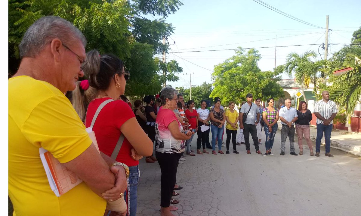 AmppUNoris's tweet photo. Se desarrolló Matutino Especial en la sede del Gobierno Municipal de Urbano Noris, acto de reafirmación revolucionaria. 
#CubaPorLaPaz #VamosConTodo #Holguín #Cuba https://t.co/d6ARSMobYI