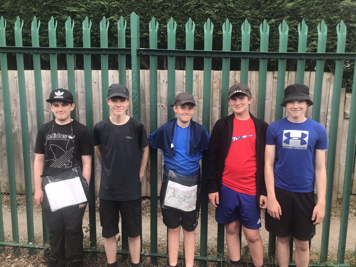 chs_bronz_dofe's tweet photo. Massive congratulations to all of our Autumn Group expedition participants who have passed their Expedition section. Great effort from all #nextstopsilver We go again with Spring Group on Friday! https://t.co/giteeXSI5x