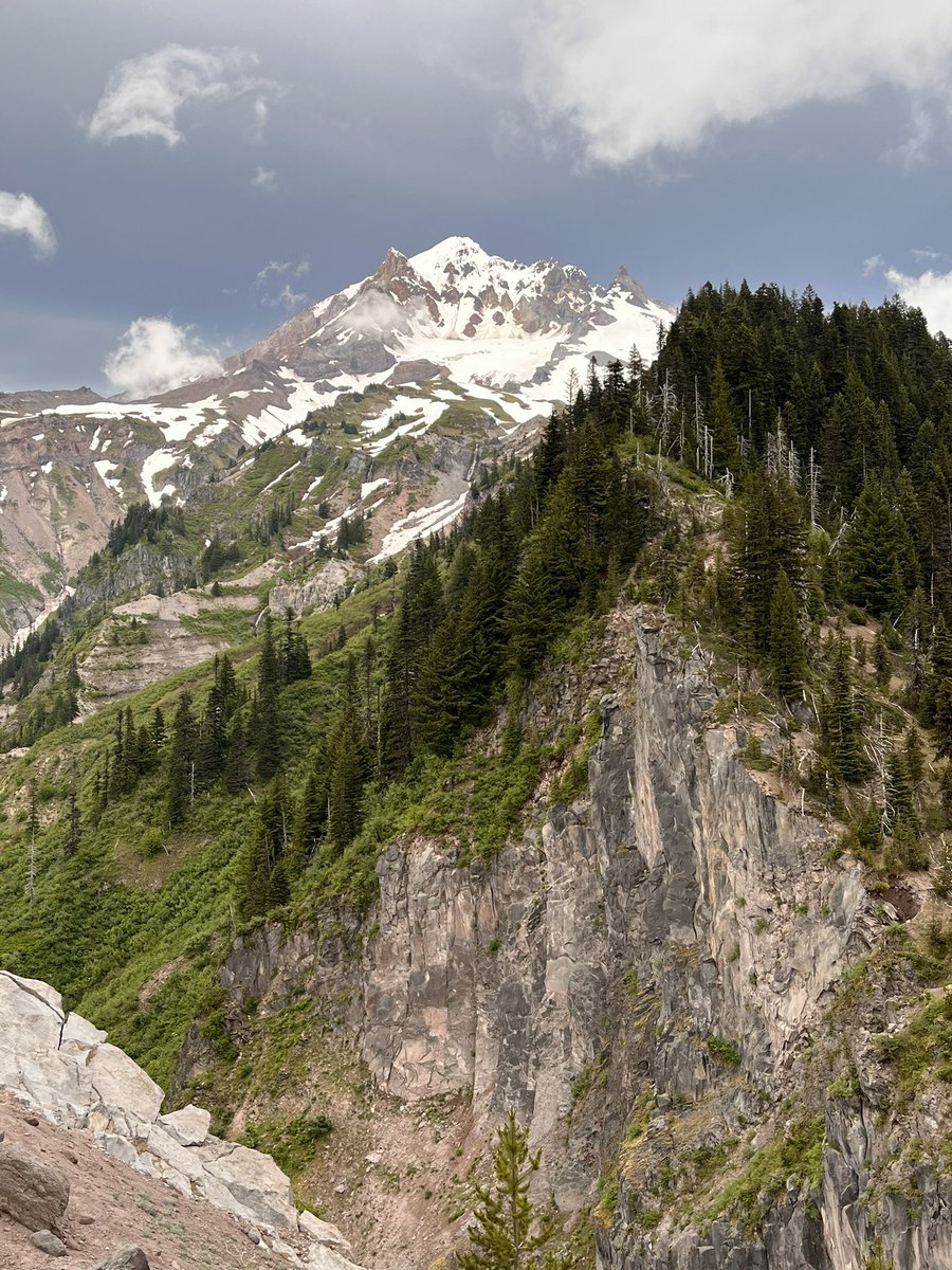 skylerhug's tweet image. Fun trip this weekend backpacking in the snow