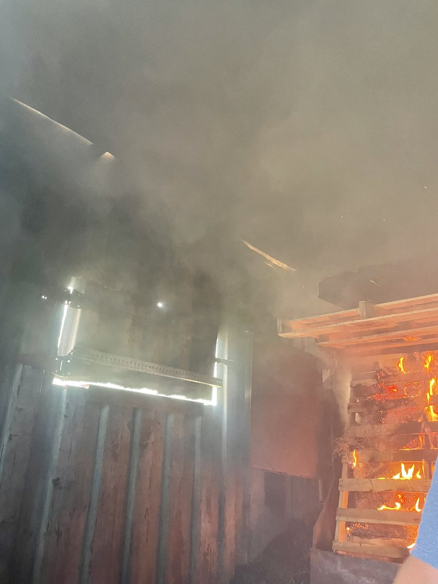 t_rav_swizzle's tweet image. A recent rookie training burn in the heat… they didn’t do too bad for their first #rookiecookies #FireSchool #Instructing