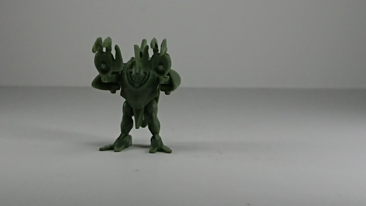 ASKY_GPVS's tweet photo. 昨日発売されたゾノとグーンを買ったらおまけでEGストライクガンダム グランドスラム装備が付いてきました！
小さかったとしてもついにゾノがプラモになったのは嬉しいですね！
とあるゲームしてた人にしかわからないかもしれませんが最後の二枚は左右に動かすと…
#ガンプラ #入浴剤 #ゾノ #グーン https://t.co/7uBwPaJqKr