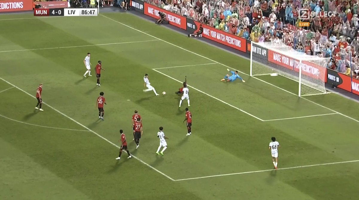 the_hellman's tweet image. the percentage of nunez owners is dropping by the minute😂

#MUFC #FPL