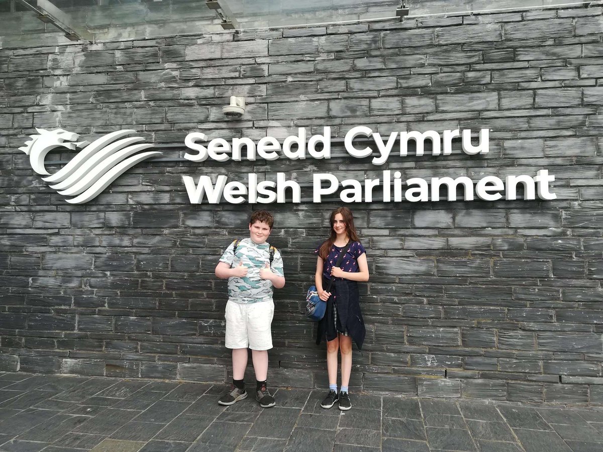 Today we had the priveledge of taking 2 young carers to the <a href="/SeneddWales/">Welsh Parliament</a> to discuss matters that effect young carers in Wales. #youngcarers #WelshGovernment #Senedd #havingavoice #Wales