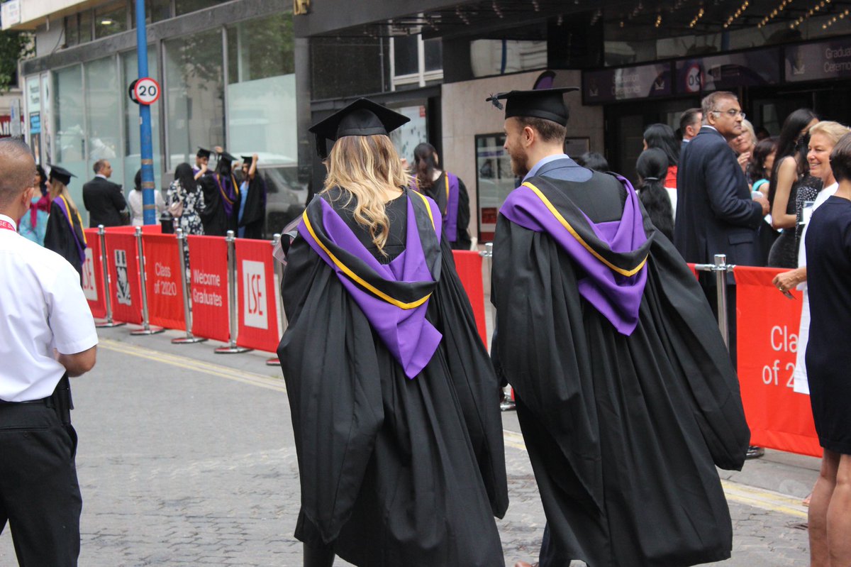lsesu's tweet photo. Congratulations to all the Graduates today! 🎓Be sure to tag @lsesu in all you pictures! https://t.co/PnlyGFxdjn