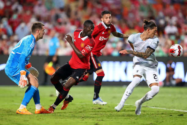 Eric Bailly will reportedly leave the club this transfer window... Stats vs. Liverpool friendly 45 minutes played. 0 goals conceded. Should he stay or leave? #MUFC | #MUNLIV | #MUTOUR2022