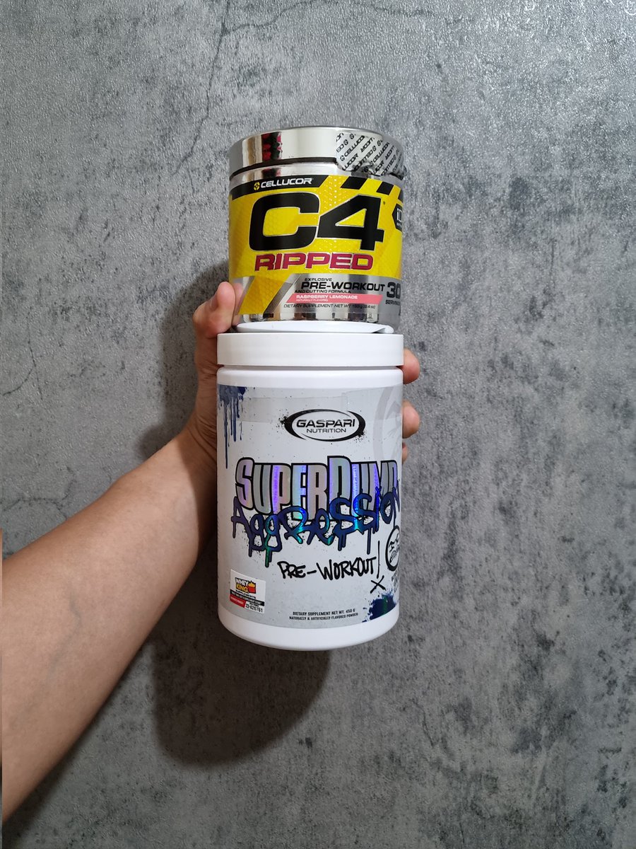 nyaaaaati's tweet photo. My two pre-workouts. 

I like em both. My cosch prefers the Gaspari one :) https://t.co/kCtVWXfRxU