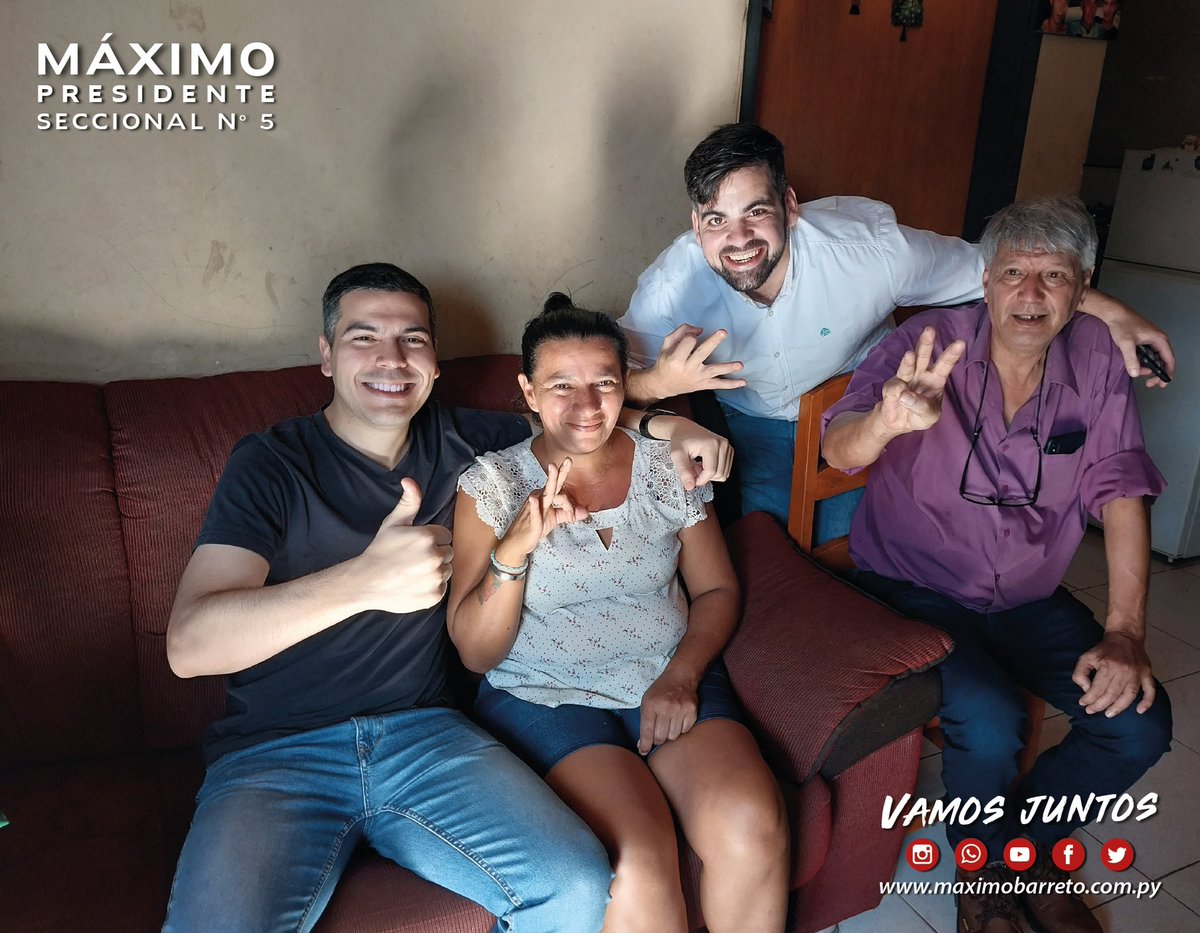 ANRxSIEMPRE's tweet photo. #Capital

Visita a mis amigos del barrio San Francisco.
.
Cerca de la gente 💪🏻🚩 #VamosJuntos
.
#MáximoPresidente #FuerzaRepublicana
#Seccional5
#HV2023 https://t.co/bsHCqe3dec