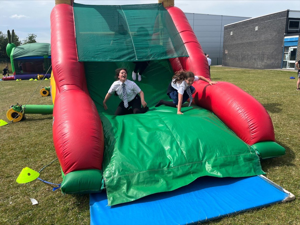 GSHS_School's tweet photo. Brilliant to see our Rewards Activities in full swing this afternoon. Unlimited popcorn and candyfloss mixed with inflatables, what's not to love! https://t.co/SkpoqnWvHm