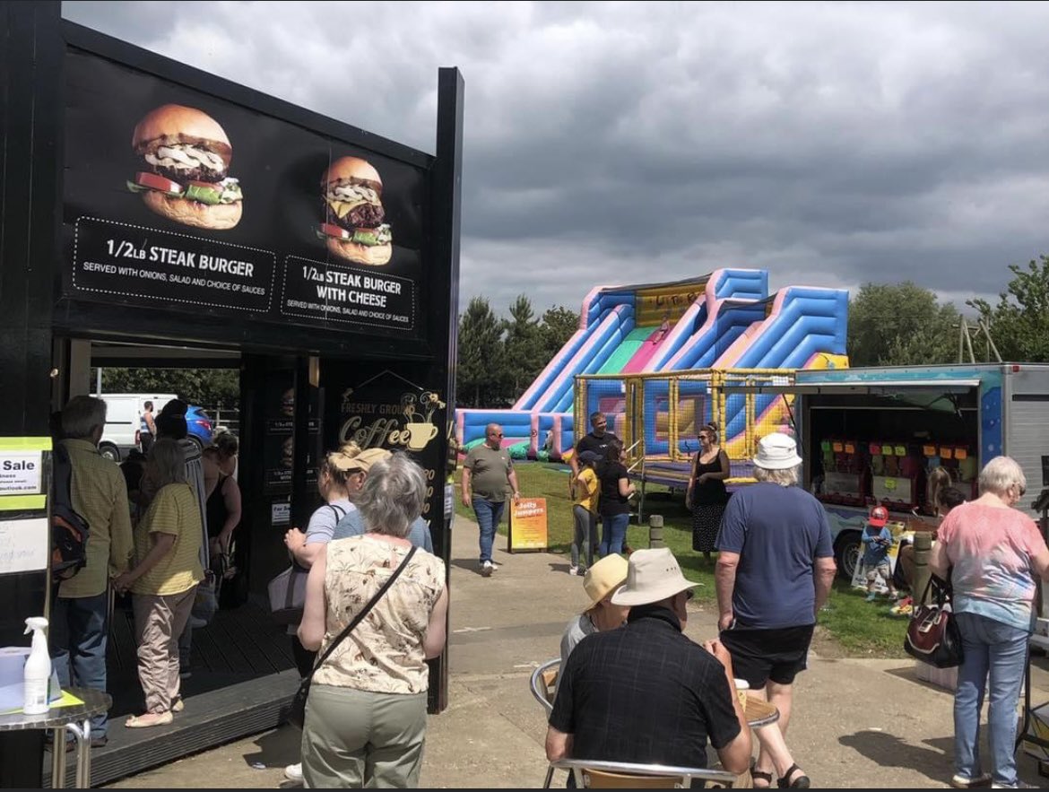 SkirlyMarket's tweet photo. OPEN TOMORROW!📍

Market traders £10 for 10 foot, £15 for 20 foot, £20 for unlimited space. Second hand and vintage £10 as much space as you need. 

LETS GET THESE WEDNESDAYS ON THE MAP 🍒

Seller set up 7am-10am. 
Buyers welcome 8am-2pm 

FREE PARKING/ENTRY. https://t.co/MTAKMdFONc