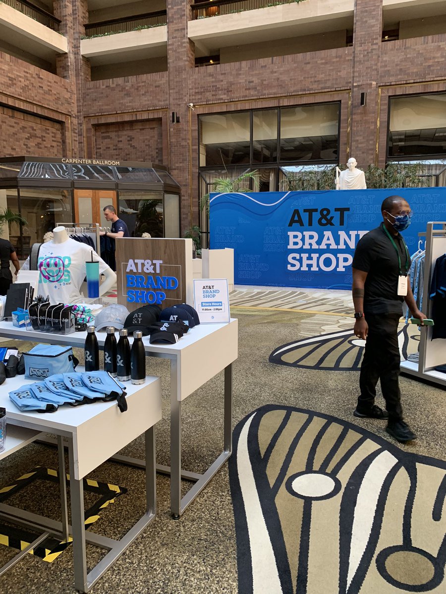 Sneak peek at our brand pop up exclusively for MDP! <a href="/ATT/">AT&T</a> #2022MDPLife <a href="/lbehunin/">Lori Behunin</a> <a href="/LJKraynak/">Laura Kraynak</a>