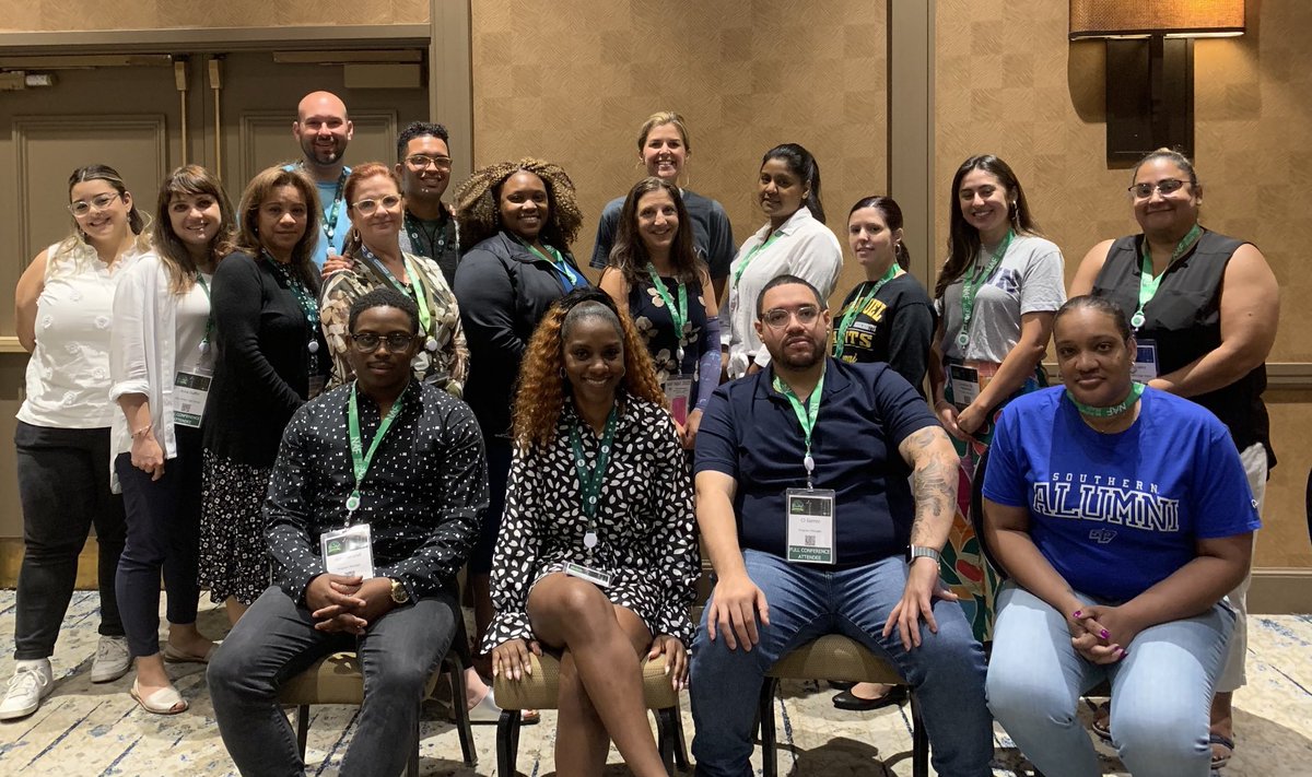 Kate Haydon☮️ (@k84peace) on Twitter photo Look at this amazing group from Connecticut at #NAFNext! #BeFutureReady <a href="/Hartford_Public/">Hartford Public Schools</a> <a href="/CSDNBCT/">Consolidated School District of New Britain</a> <a href="/NAFCareerAcads/">NAF</a> <a href="/readyCTED/">ReadyCT</a> Look at this amazing group from Connecticut at #NAFNext! #BeFutureReady <a href="/Hartford_Public/">Hartford Public Schools</a> <a href="/CSDNBCT/">Consolidated School District of New Britain</a> <a href="/NAFCareerAcads/">NAF</a> <a href="/readyCTED/">ReadyCT</a>
