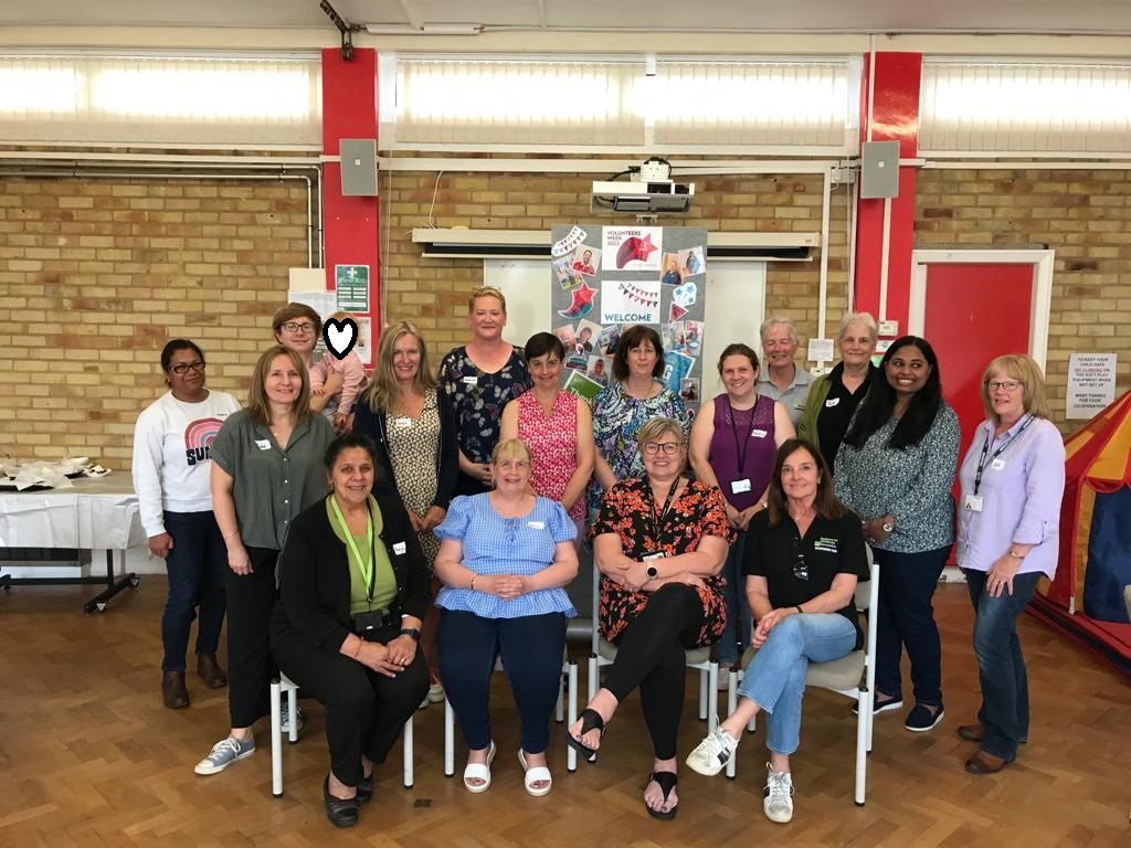 barnardos's tweet photo. ⭐ Shout out to our volunteers! 🌟 🤗 

This is how #Rugby Borough Children &amp; Family Centres celebrated their volunteers. 👇💚

Fancy joining us? Check out how you can #volunteer: https://t.co/xEiYH6c8nR https://t.co/IkNSoESvLy