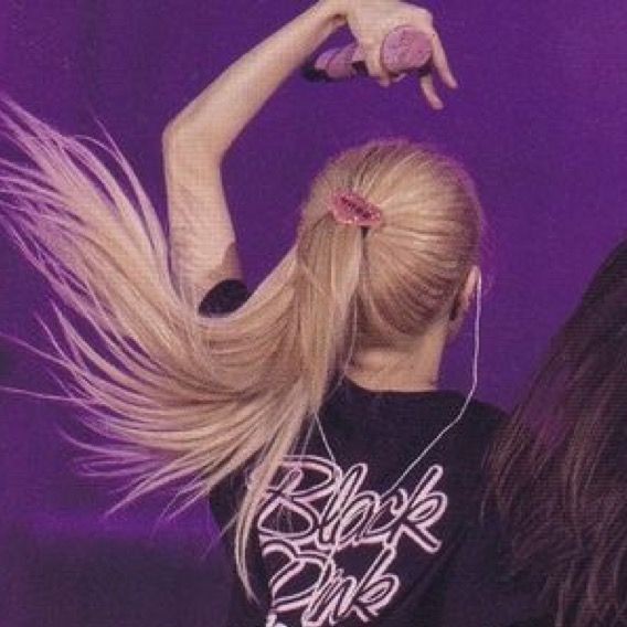 DupainLayouts's tweet photo. Rosé &amp; Jisso Matching Layout!

Give me credit if you use it!! https://t.co/Xzapa3sSeE