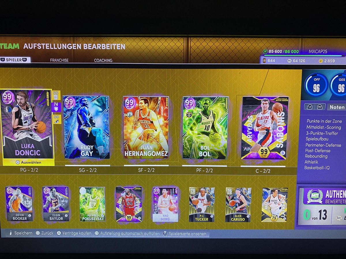 Xaver2501's tweet photo. @NBA2K_MyTEAM Suggestions ? https://t.co/sVMKNFnrtY
