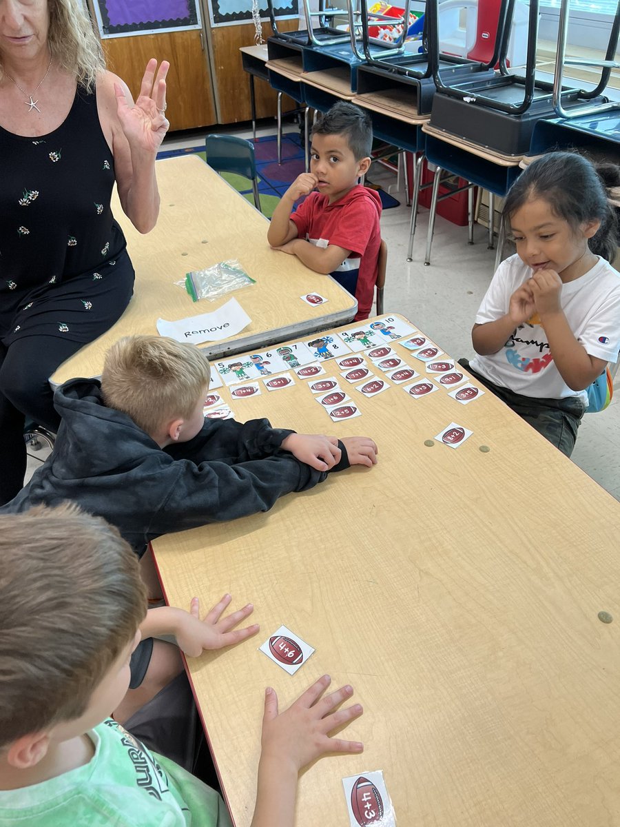 daniipalms's tweet photo. Addition math centers! #kindergarten #summerboost https://t.co/SV770Ihghi