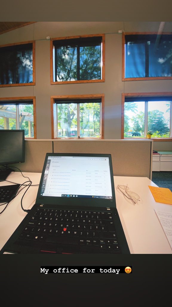 sendis_wlv's tweet photo. Working in the office today with this view, the place that inspired me to start the degree that Iโm now teaching on. How time flies, but the passion remains the same ๐โ๏ธ #StarTakeOver https://t.co/Wn56tTLVXb