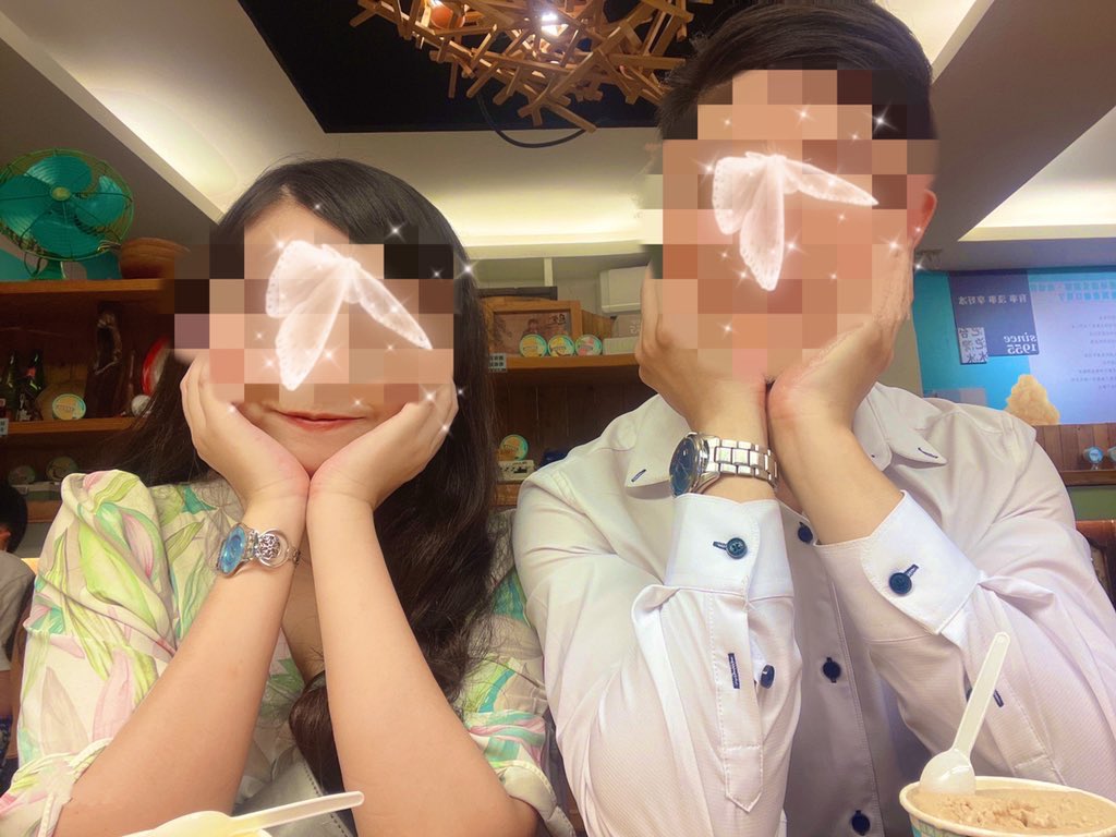 #Svet19 遠遠地看見妳出現，心想是..V😵‍💫我內心難掩喜悅、沒來由得雀躍，彷彿在對街就聞到@54chrisss 身上迷人香味。

回想我們初相識，是在Svet今年五月底剛離開前公司時所發的推文，妳溫暖字句回應、讓我印象深刻。

現在我們初次相見，彷彿像是許久未見。妳的親切、妳得甜，忍不住令人想多看好幾眼！ https://t.co/esJsNpQ16v
