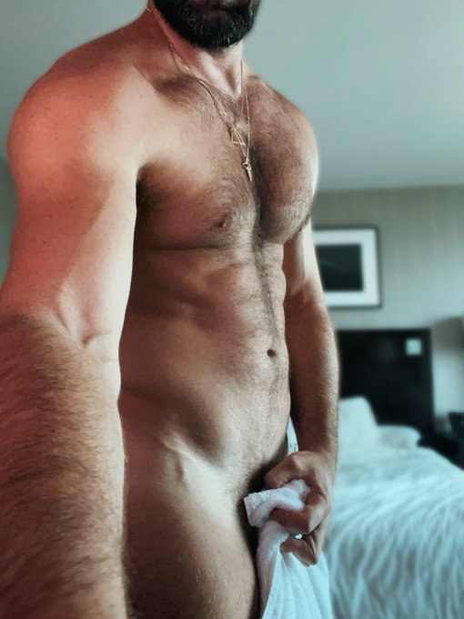 Who need a shower? https://t.co/VJJP29w5EK<a href="/tag/tgif"class="tags"><span>#tgif</span></a>