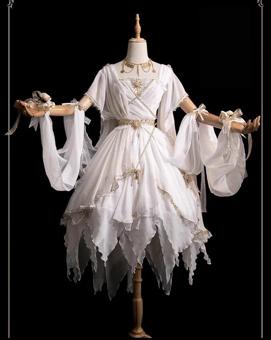 It's that time again when I gotta hold myself back from buying pretty dresses 