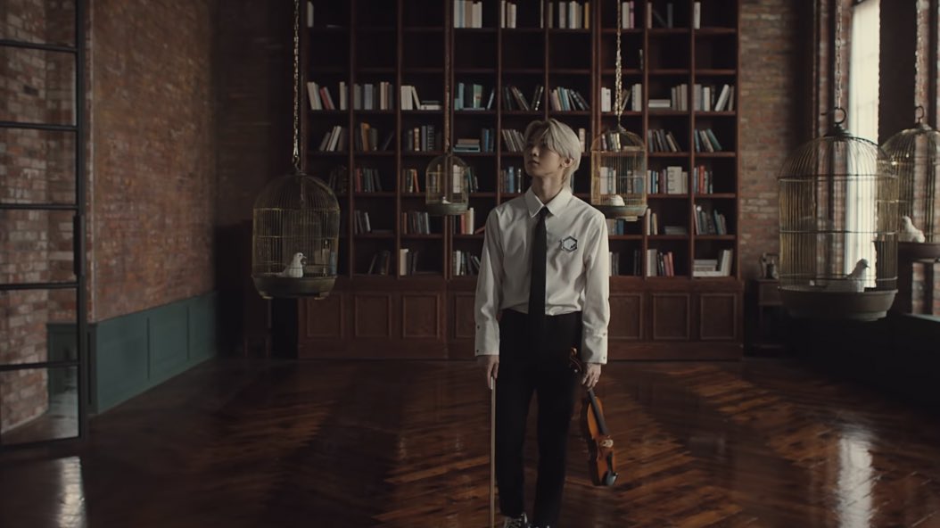 bxbysani's tweet photo. wooyoung with at first the fear of dancing in public, started dancing 
yeosang who didn’t like being forced playing violin, started playing the violin https://t.co/S8MTd9h9Vd