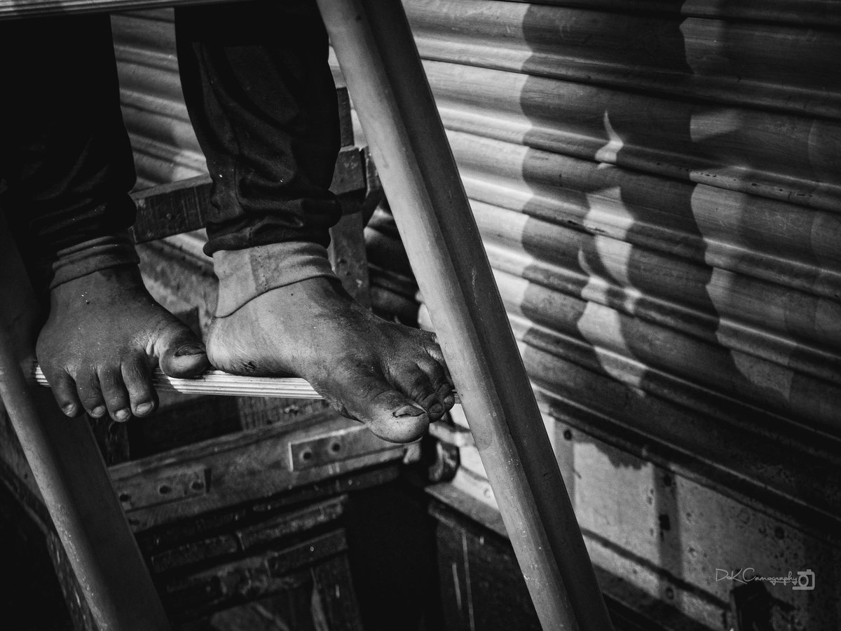 || THE SHADOW OF THE LEG ||

By <a href="/dk_camography/">Deepayan Khatua</a> 

Shot with <a href="/NikonIndia/">Nikon India Official</a> 

#dk_camography