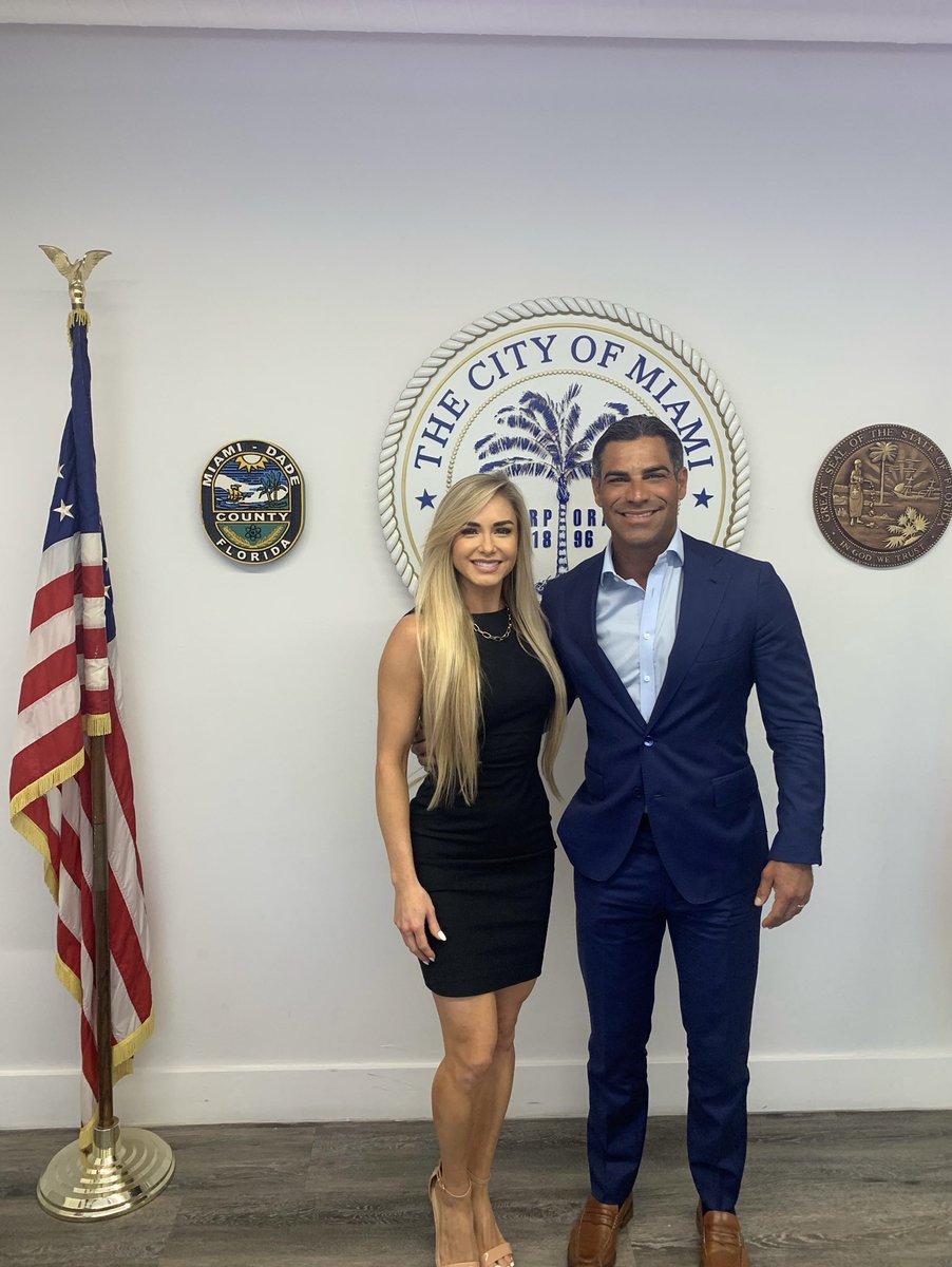 flcryptorealtor's tweet photo. When 2 futurists get together, big things follow! I believe in a digital future and am working on a few exciting new projects that demonstrate just that. Let’s just say - the future looks bright! Stay tuned! #blockchaintechnology #crypto #mayorsuarez #miami https://t.co/P8b4F3xgTU