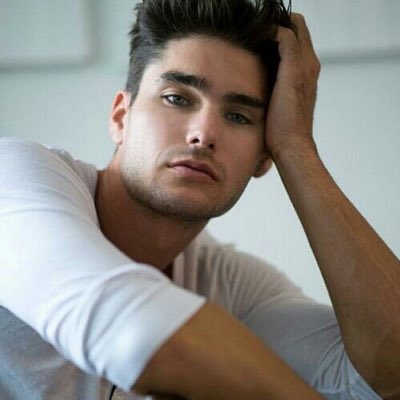 SergeantCharged's tweet photo. #NewProfilePic #LivingInThePast https://t.co/fExZiW3L0j
