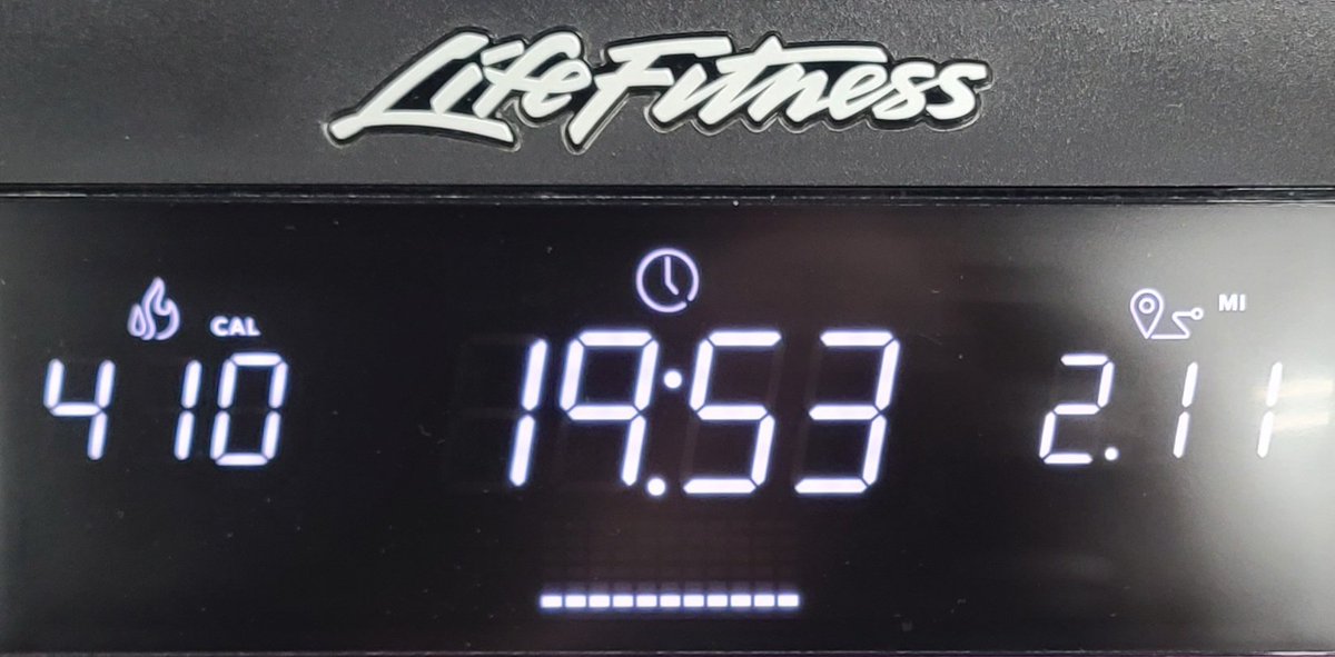 BSzeusBS's tweet image. Jones 2️⃣
#SeahawkHRChallenge