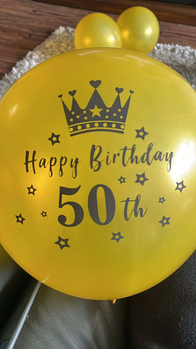 nigeldeeks's tweet photo. @Honda_UK Happy Birthday Civic @Honda_UK, 🥳 I’m celebrating my 50th Birthday today too! 
We haven’t owned a Civic (yet), but we are the proud owners of a trusty Jazz &amp; HR-V! 🤗 https://t.co/Snf4C569VB