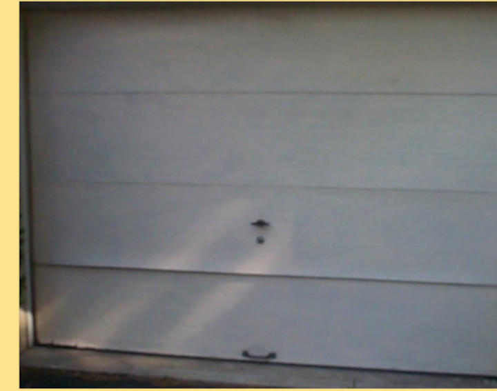What can you do to protect your garage door from the UV rays of the sun? garagedoorsandmor.com/Blogger2/index…