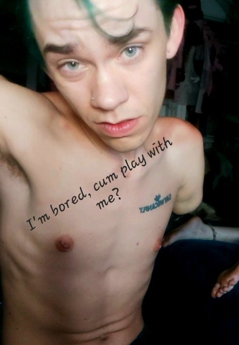 2 pic. Freshly showered cum show me a good time daddy <3 #amputee #amputeelife
#amputeefetish
#amputeebeauty