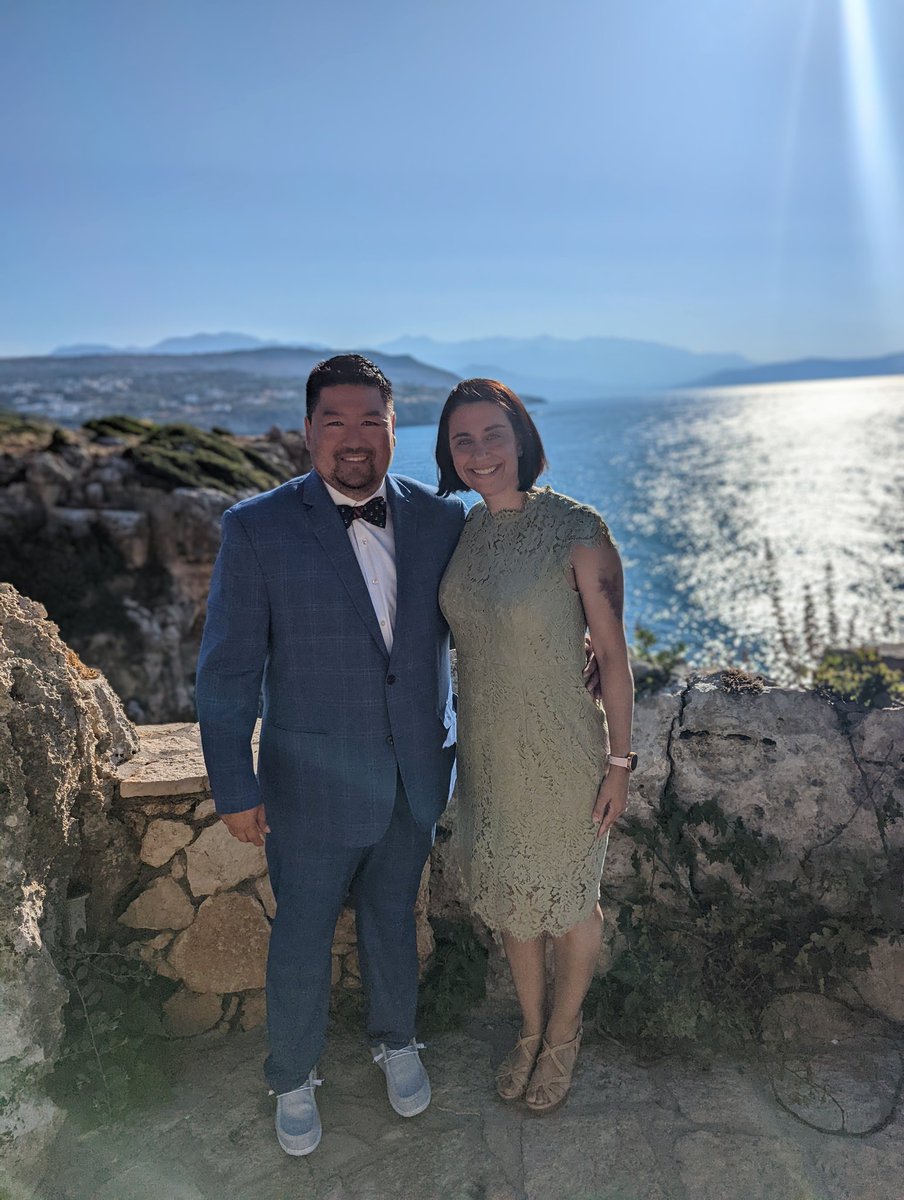 CassDigMedia's tweet photo. What a place for a wedding. So gorgeous. https://t.co/KwJ3jlUuTa