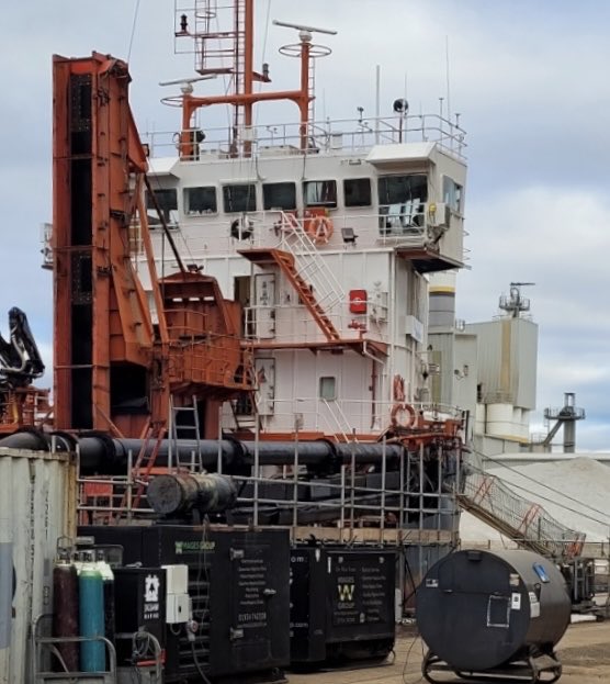 SMarineServices's tweet image. #dredger #refits - one of our many service offerings. #shipcare #wecare.