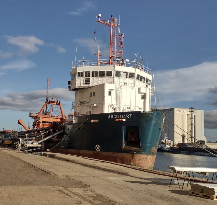 SMarineServices's tweet image. #dredger #refits - one of our many service offerings. #shipcare #wecare.