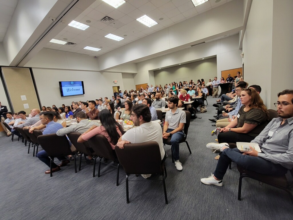 TarrantCountyMS's tweet photo. We had a wonderful time hosting a welcome event for TCOM Class of 2026 yesterday! Congratulations - we are excited to have you join the Tarrant County medical community! #futureofmedicine #studentdoctors https://t.co/wL9JHUXq61