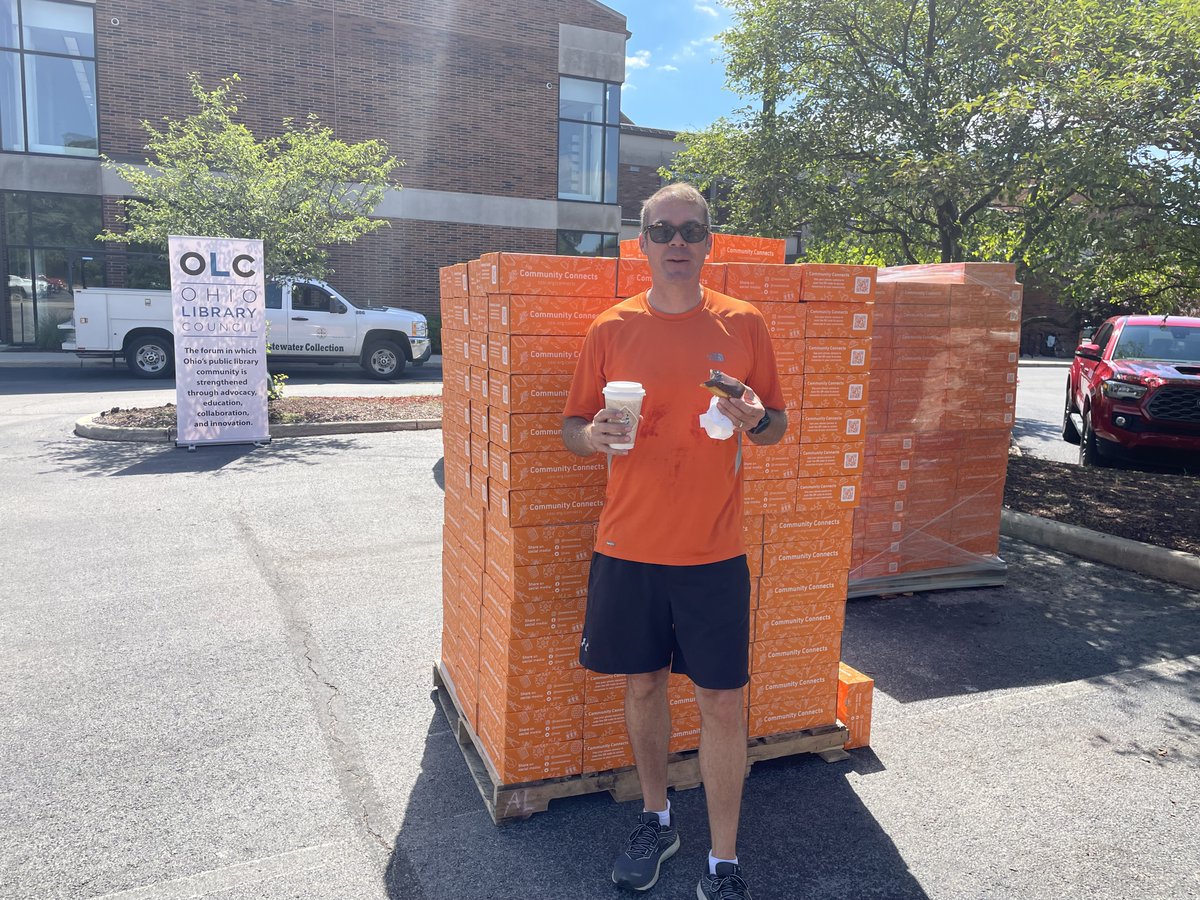 OhioLibraryCncl's tweet photo. Special thanks to the team @WCDPL for helping us distribute @COSI Learning Lunchboxes to libraries in NW Ohio (the donuts & coffee really got us moving this morning!). We're delivering 25,000 #STEM kits for kids across the state. https://t.co/aKDRo9EY7t
#LearningWithOhioLibraries https://t.co/IYr9WtLAFe