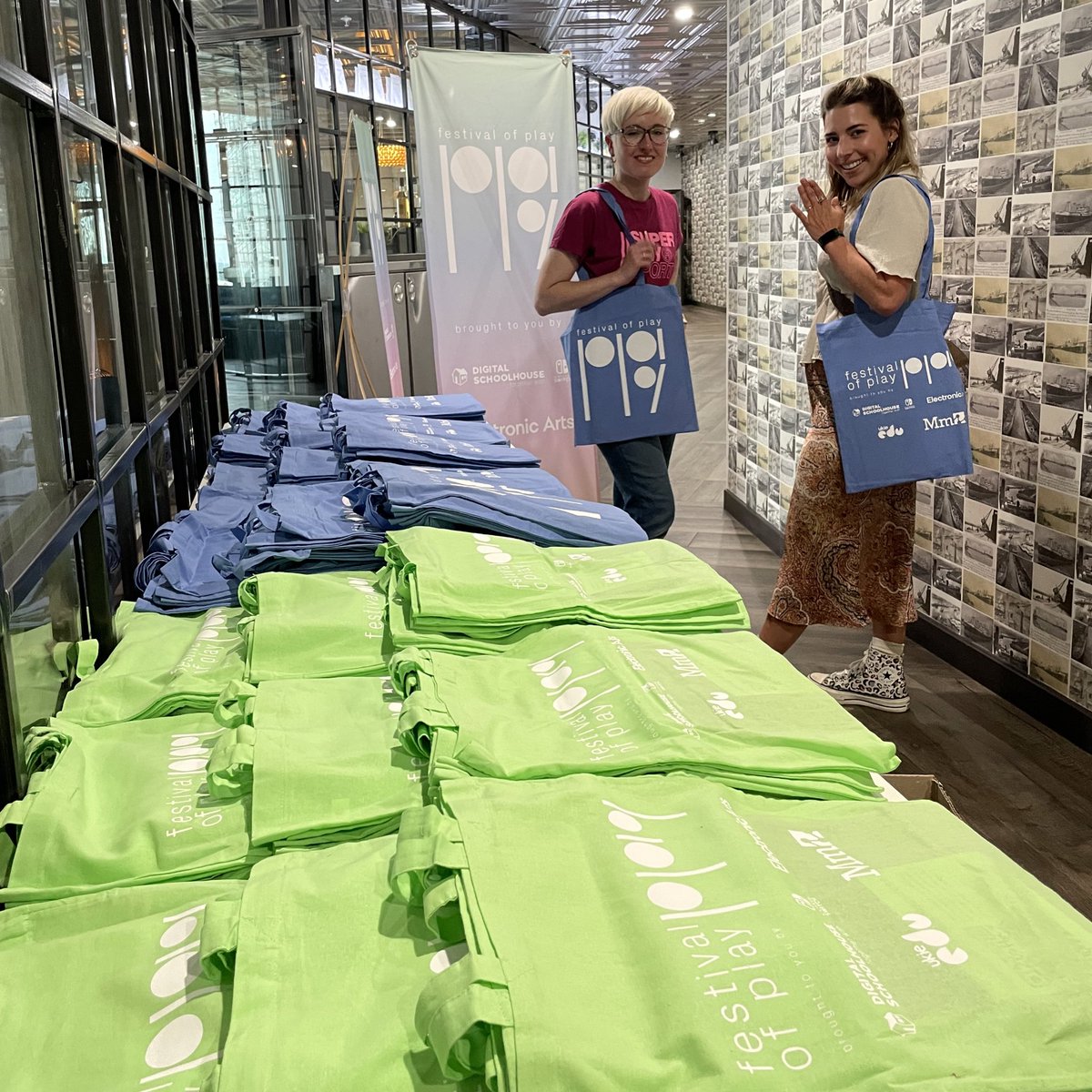 DigSchoolhouse's tweet photo. Bags for life! 🛍 Getting ready for the #festivalofplay22 tomorrow😍 https://t.co/C2fOzlowdb