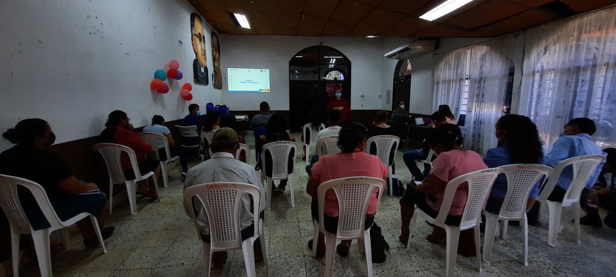 Este día el proyecto PDI-UE-FAO-GOES, con fondos de la 🇪🇺 <a href="/UEenElSalvador/">Unión Europea en El Salvador</a>, inicia las jornadas de fortalecimiento empresarial de los grupos asociativos beneficiarios. 

<a href="/UEenMexico/">Unión Europea en México 🇪🇺🇲🇽</a> <a href="/EU_Partnerships/">EU International Partnerships 🇪🇺</a> @diegorecalde04 <a href="/AgriculturaSV/">Ministerio de Agricultura y Ganadería 🇸🇻</a> <a href="/CENTAELSALVADOR/">CENTA EL SALVADOR</a> <a href="/SinaiHdezSV/">Sinaí Hernandez</a> <a href="/GobernacionSV/">Ministerio de Gobernación</a>