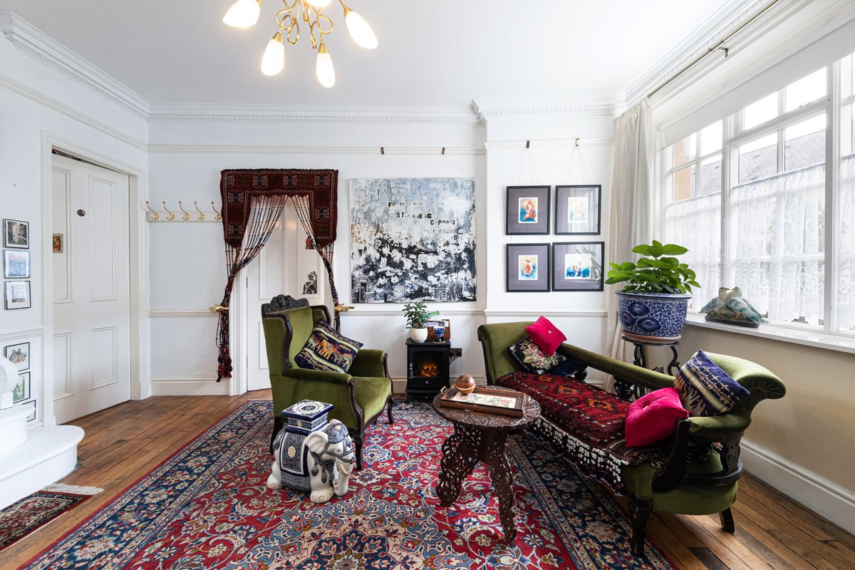 FinestProps's tweet photo. Bird Inn House, Wylam, Northumberland | 4 bedrooms | 2 bathrooms | 3 reception rooms. A characterful period property in the heart of a desirable Tyne Valley village. Find out more >> https://t.co/abX0LmdfVk Guide Price £545,000 #FinestProps #FinestPropertiesUK #Northumberland https://t.co/b2phQ37PQI