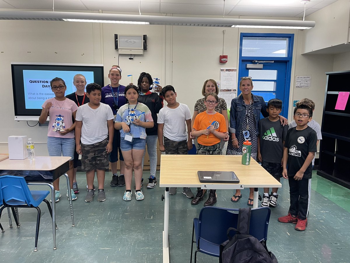 Ambur Bolling tweet media