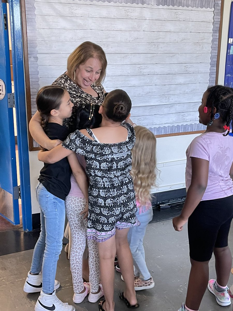 Ambur Bolling tweet media