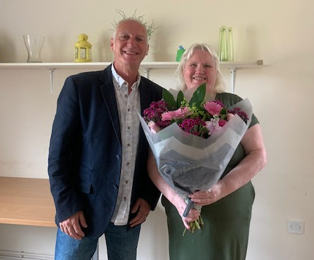 ReadEasyMSW's tweet photo. Jackie has just finished her @ReadEasyUK programme and can now read stories with her grandkids. She's also confident enough now to join a local community group for the first time. Here she is with volunteer reading coach Mark. Many congrats on your fantastic achievement Jackie! https://t.co/KpAvs8vaaU