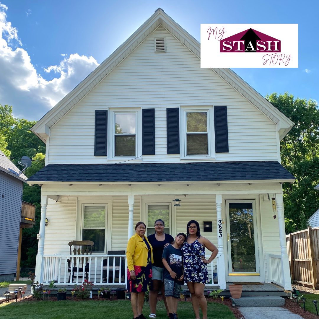 mahahome's tweet image. “As a single mother of two with limited income and many responsibilities saving money is and was very challenging.” 
Meet Esther, a 2021 STASH graduate! Read about her experience with the homebuying process on our Instagram. 
#STASH #savings #firstgenhome #homeownership