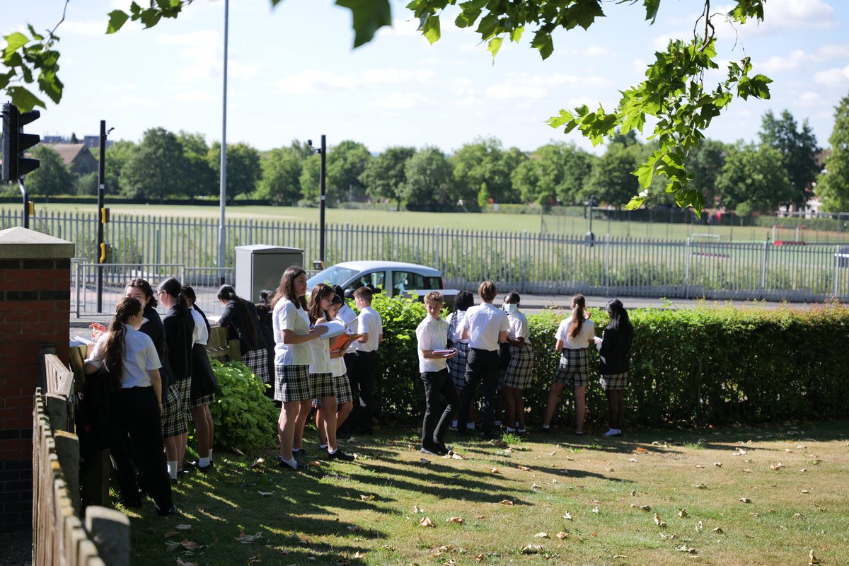 BedfordModern's tweet photo. Mr Hussain’s Year 8 Maths students carried out a statistical investigation last week, testing whether teachers drive ‘old bangers’! Using the year of manufacture for cars parked at BMS vs those driving past they concluded that the mean registration for both sets of data was 2015. https://t.co/456dX4JFTh