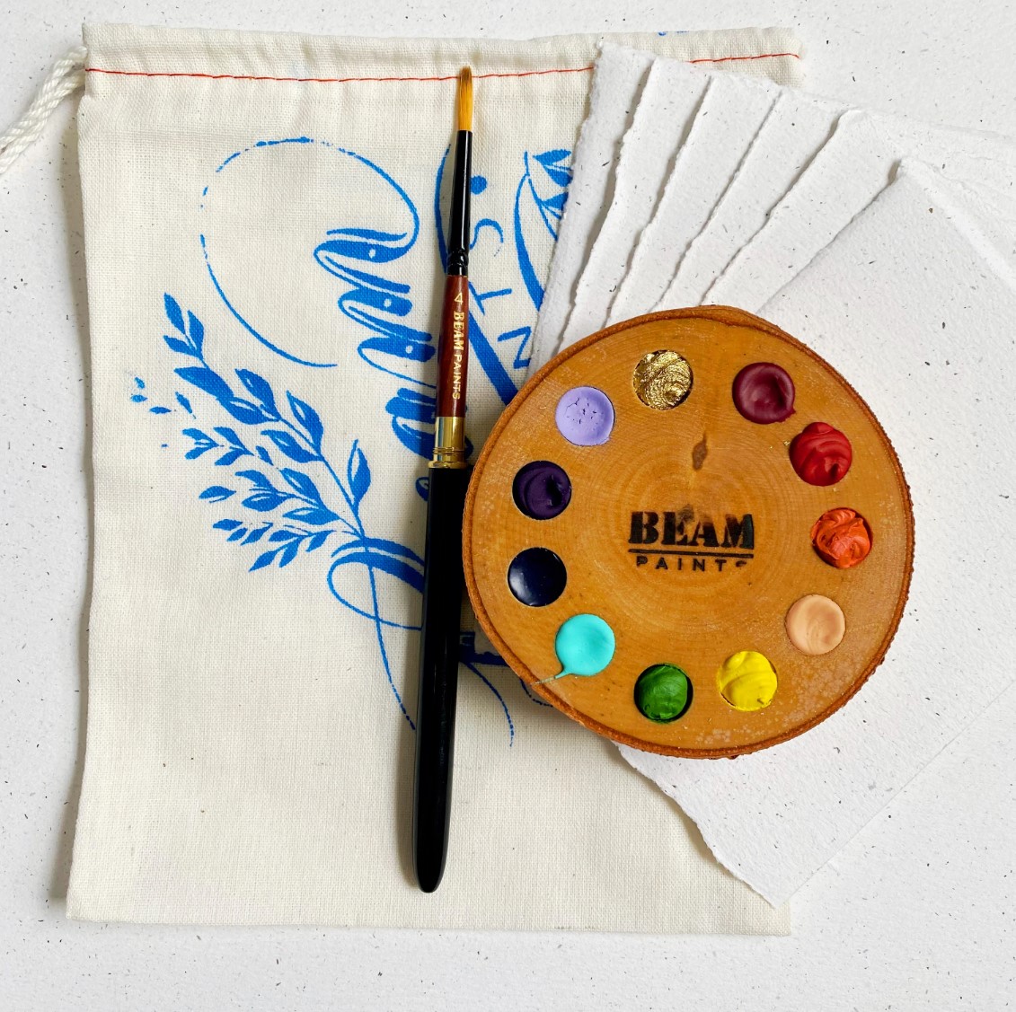 MacKenzieArtGallery tweet media